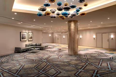 Detroit Marriott at the Renaissance Center — photo 7