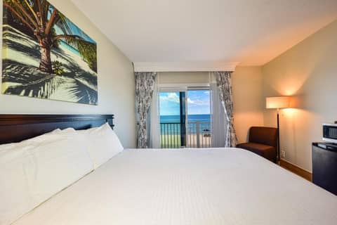 Sun Tower Hotel & Suites on the Beach — photo 9