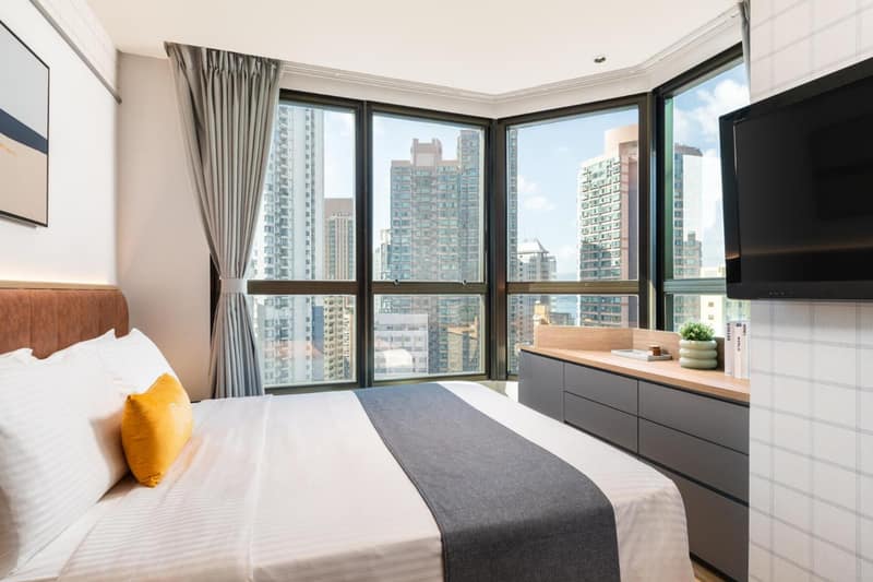 Dash Living on Hollywood — photo 1