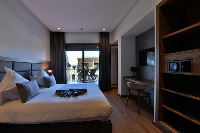Ocean Park Hotel, Premium Suites & Wellness — photo 1