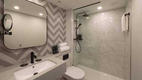 DoubleTree by Hilton Berlin Ku'damm — photo 2