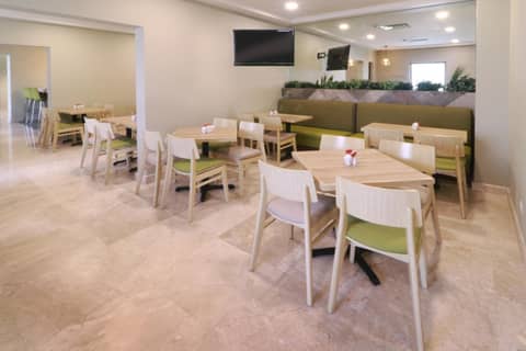 Wyndham Garden Monterrey Valle Real — photo 6