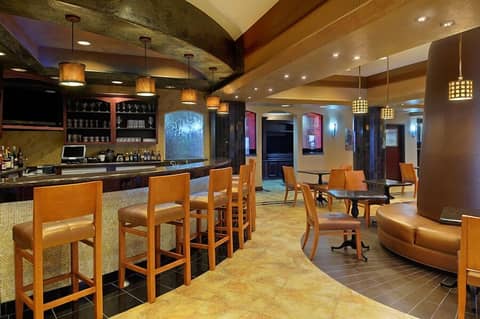 Best Western Plus KC Speedway Inn & Suites — photo 6