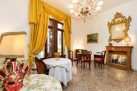 Luxury Venetian Rooms — photo 4