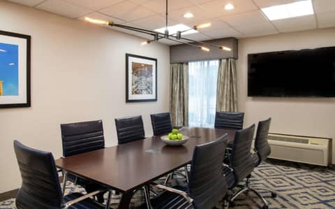 Hampton Inn Cleveland-Solon — photo 5