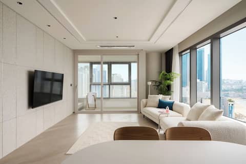 Le Collective Haeundae Paragraf — hotel room