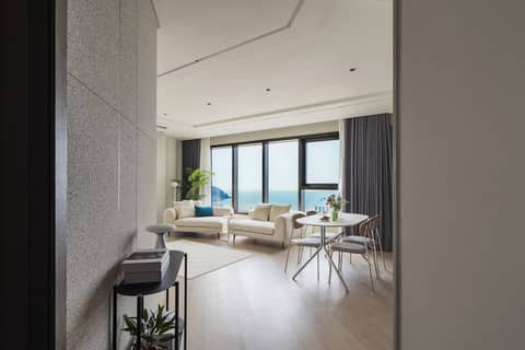 Le Collective Haeundae Paragraf — hotel room