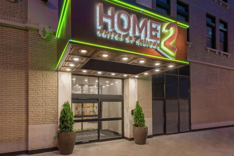 Home2 Suites by Hilton Atlanta Downtown — building