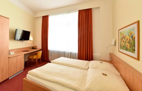 Hotel ADRIA München — photo 8