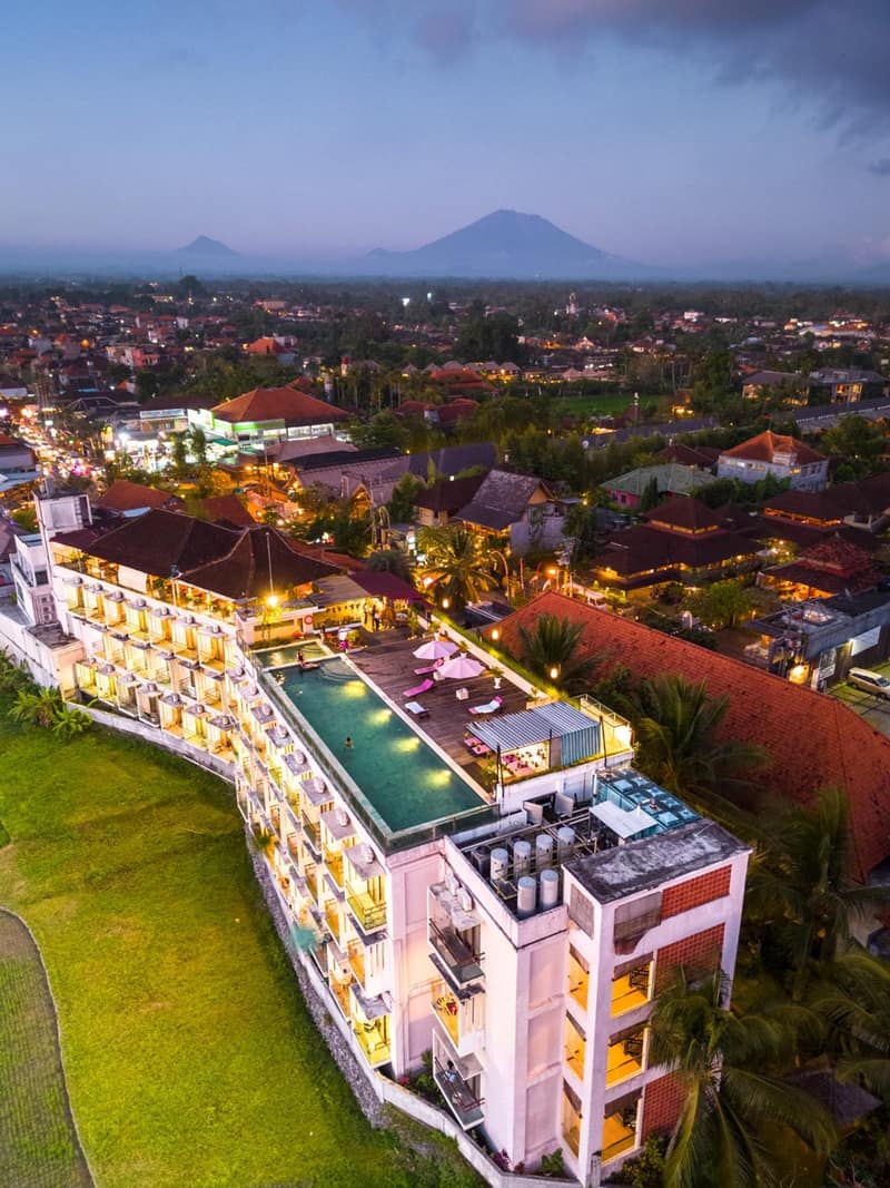 The Evitel Resort Ubud — building