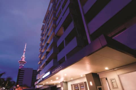 VR Auckland City — photo 2