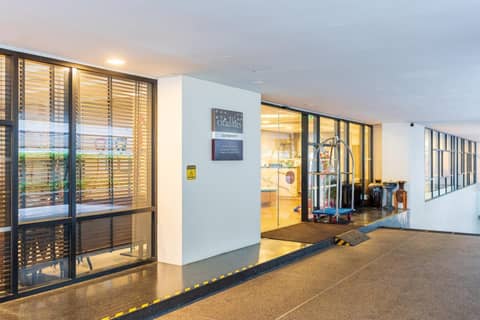 Citadines Sukhumvit 8 Bangkok — recepcion & lobby