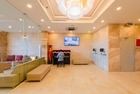 Boss Hotel — photo 9