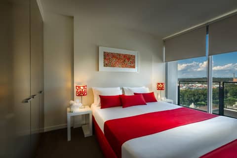 Adele Apartment Hotel East Melbourne — hotel room