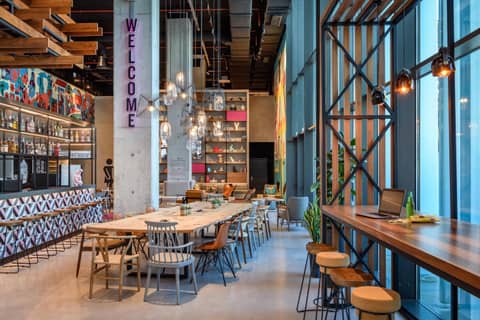 Moxy Lisboa Oriente — photo 7