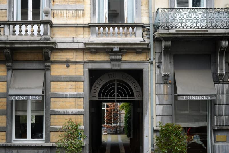 Hotel Du Congres — building