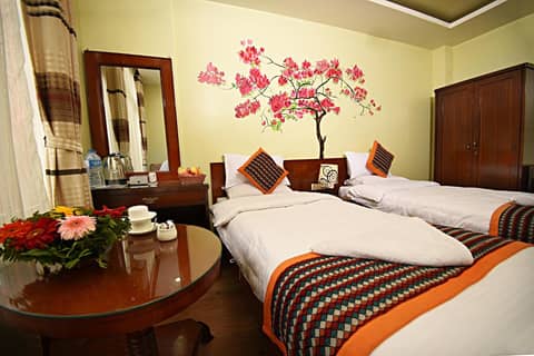 Hotel Osho Home — hotel room
