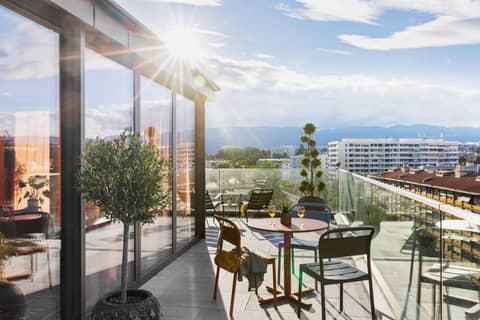 Stay KooooK Geneva City - Online Check In — balance & terrace