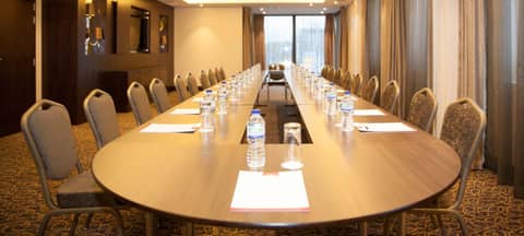 St George's Hotel - Wembley — meeting room