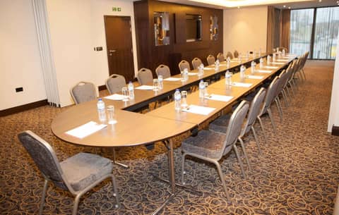 St George's Hotel - Wembley — meeting room