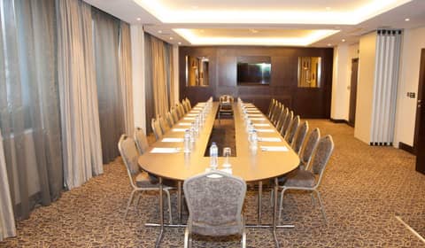 St George's Hotel - Wembley — meeting room