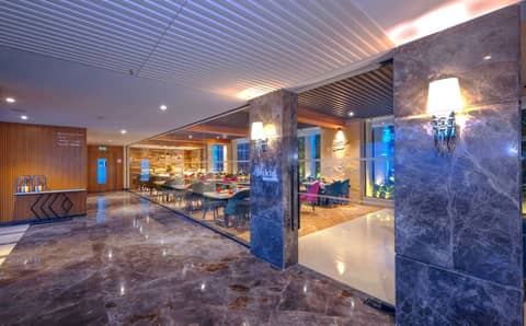 Royale Sarovar Portico Agra — photo 9