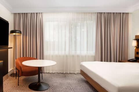 Hilton London Olympia — hotel room