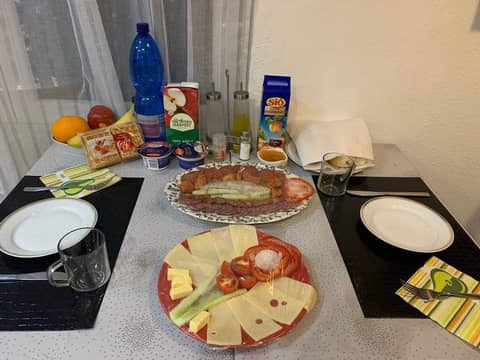 Airport16 bed and breakfast — photo 9