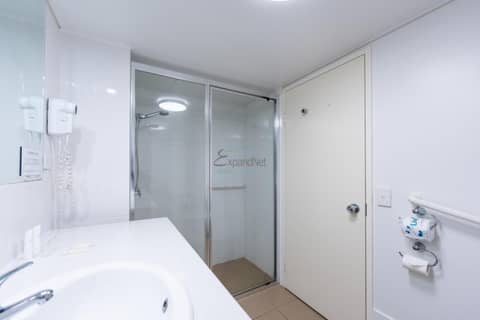 Abbey On Roma Hotel & Apartments — photo 4