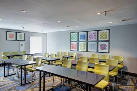 Holiday Inn Express Columbus South - Obetz by IHG — photo 4