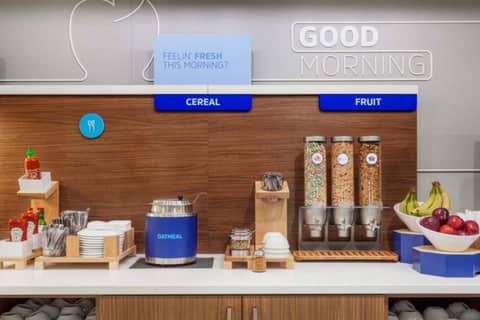 Holiday Inn Express Columbus South - Obetz by IHG — photo 5