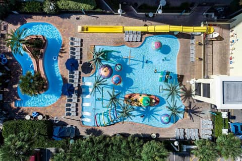 Sea Crest Oceanfront Resort — photo 8