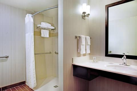 Hilton Garden Inn Portland Airport — photo 6