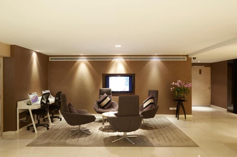 Sora Resort & Suites Sukhumvit — recepcion & lobby