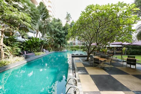 Sora Resort & Suites Sukhumvit — recepcion & lobby