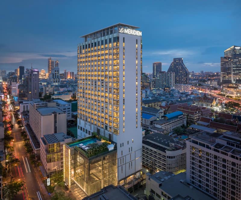 Le Meridien Bangkok — building