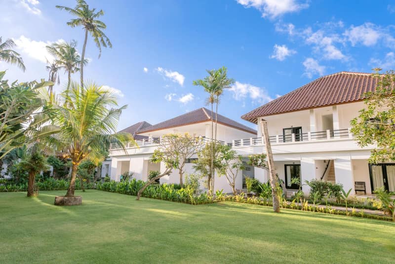 Legong Keraton Beach Hotel — building
