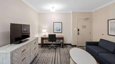 DoubleTree by Hilton South Charlotte Tyvola — photo 7