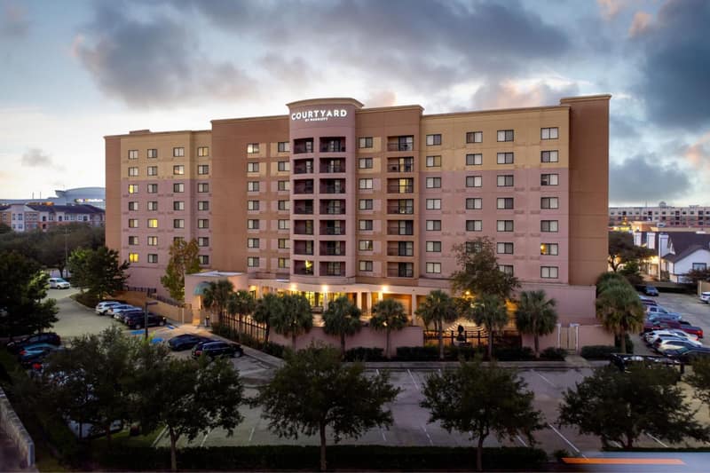 Courtyard By Marriott Houston Medical Center Reliant Park — building