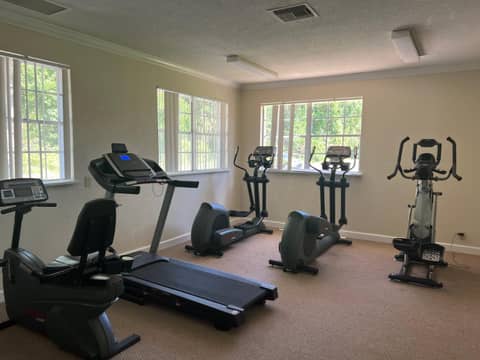 B&B HOTEL Jacksonville Airport - Newly Renovated! — photo 3