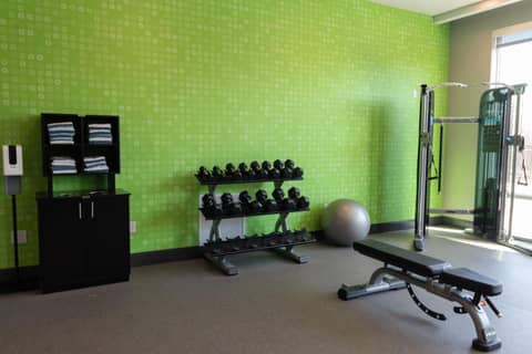 La Quinta Inn & Suites by Wyndham San Antonio Seaworld LAFB — photo 4