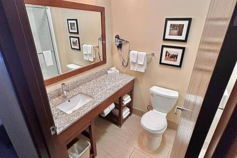 Baymont by Wyndham Phoenix North — photo 3