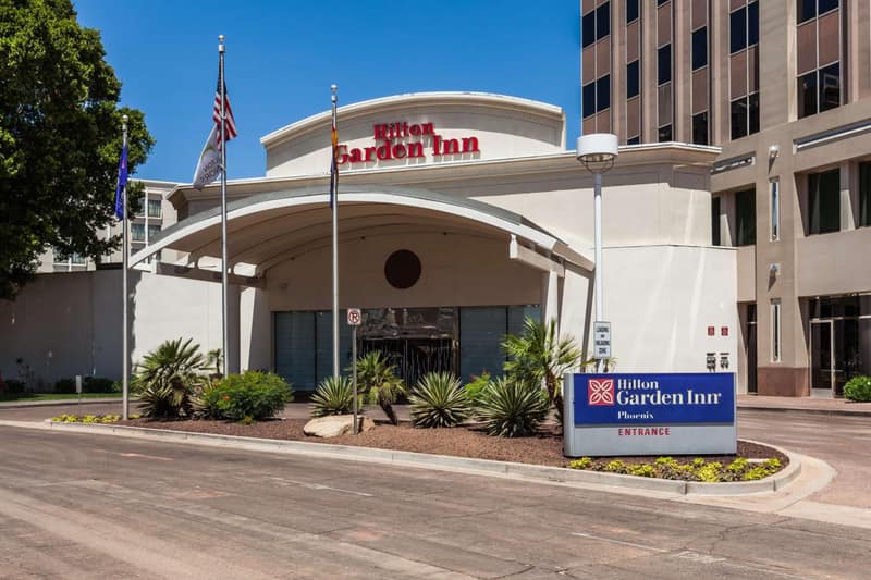 DoubleTree by Hilton Phoenix Midtown — building