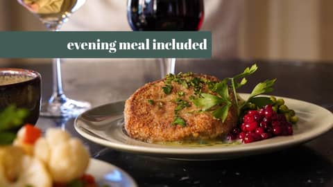 Home Hotel Folketeateret — dining