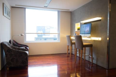 Novotel Century Hong Kong — photo 6