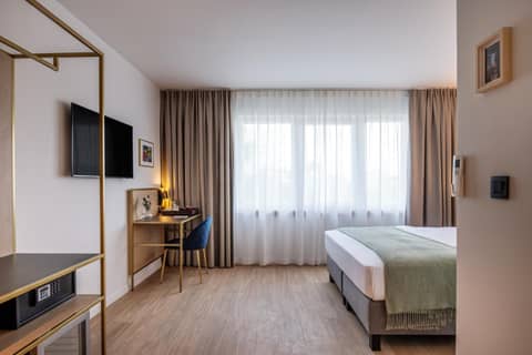 Jill Hotel Brussels Centre Midi — photo 4