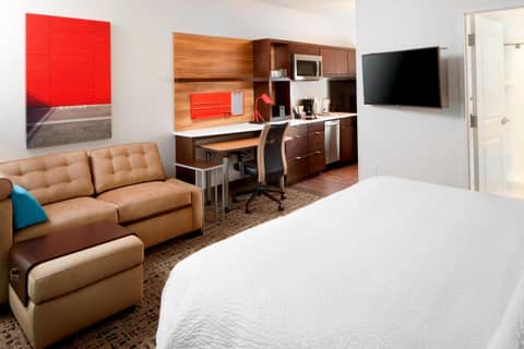TownePlace Suites by Marriott Columbus Easton Area — hotel room