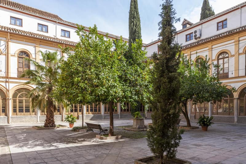 Hotel Macià Monasterio de los Basilios — building