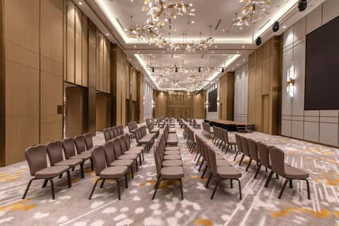 Crowne Plaza Kuala Lumpur City Centre by IHG — photo 3