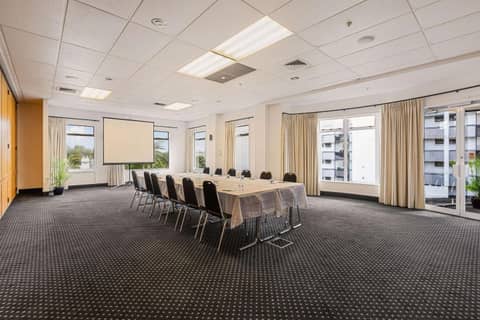 The Parnell Hotel & Conference Centre — photo 2